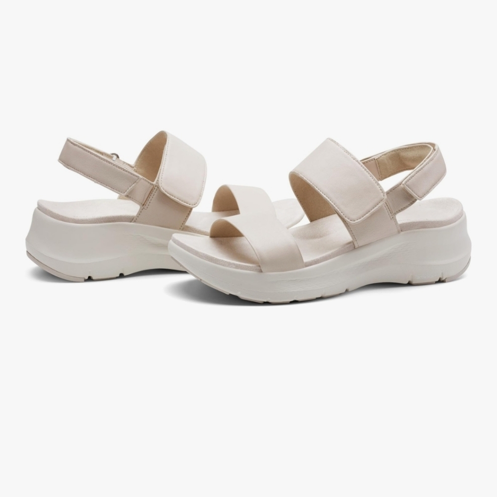 Rockport Qwera Ivory Platform Sandals with Adjustable Straps